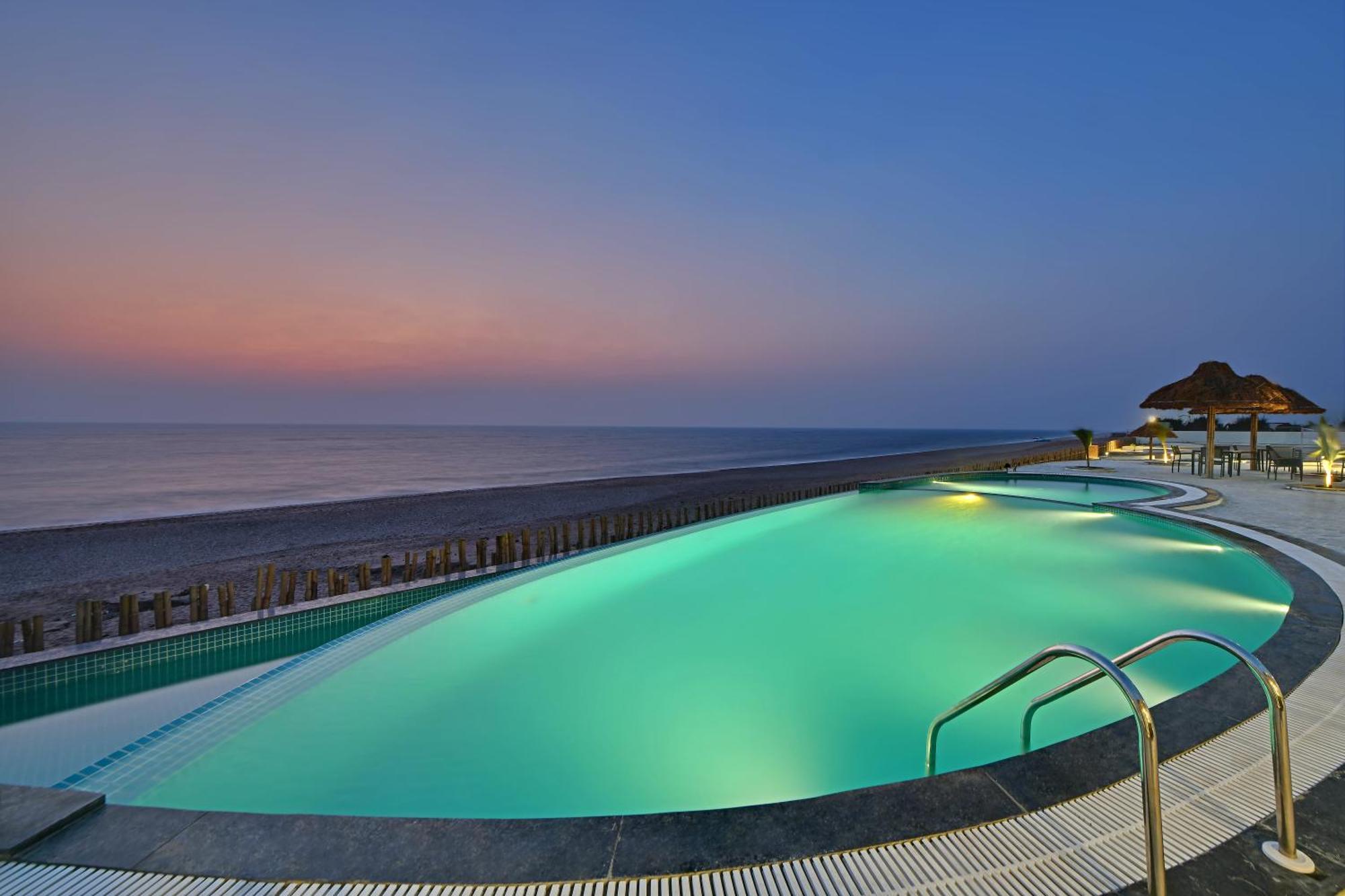 The Fern Leo Beach Resort , Madhavpur Porbandar Kültér fotó